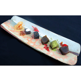 土佐の茶菓子　『和らびもち』