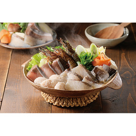 絆屋　大分海鮮寄せ鍋セット　ＫＺ−５５４４