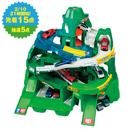 タカラトミー　２つのコースをいったりきたり！　ツインコースやまみちドライブ